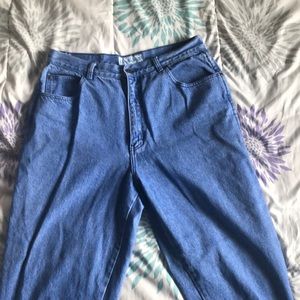 L.A. BLUES blue jeans.